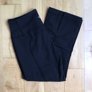 Lululemon Capri Leggings // SIZE 2